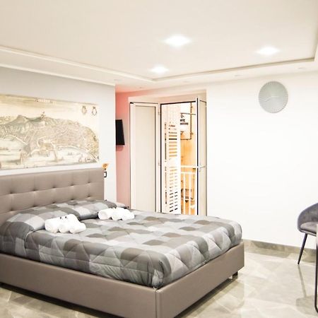 Suite Napoli Sotterranea Con Vasca Idromassaggio Exteriér fotografie