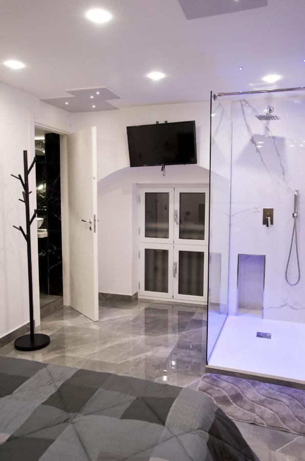 Suite Napoli Sotterranea Con Vasca Idromassaggio Exteriér fotografie